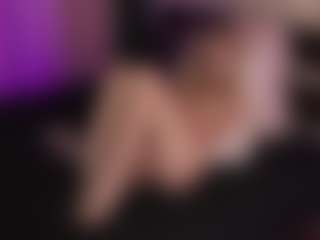 Live cam show with Webpetite - Gagging on SquirtSoMuch