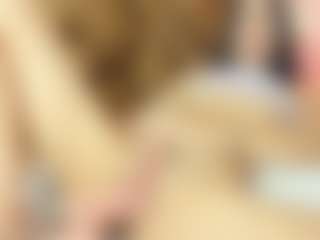 Live cam show with Alexa-Lynx - Threesome on Milf Play