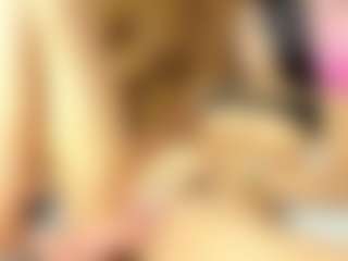 Live cam show with Alexa-Lynx - Public on Milfs Live