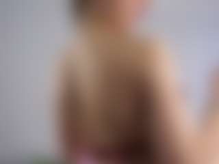 Live cam show with AvrilMassar - Spanking on Camsoda