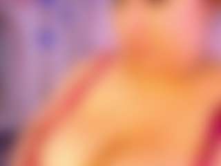 Live cam show with Dana - Butt Plug on Camsoda