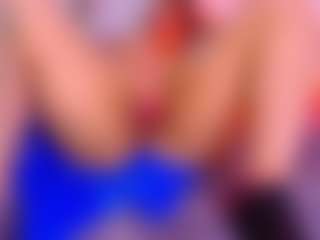 Live cam show with Dana - Tittyfuck on milfzrlive.com