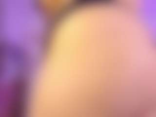 Live cam show with Dana - Shaved on CamwithHer