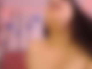 Live cam show with Dana - Long Hair on Camsoda