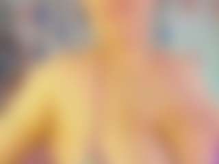 Live cam show with Dana - Butt Plug on Fling VIP Chat