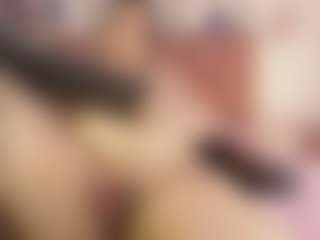 Live cam show with Dana - Butt Plug on Camming Site