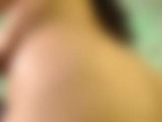 Live cam show with Dana - Long Hair on sexytreat.net