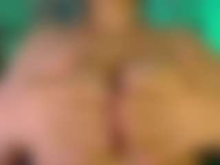 Live cam show with Dana - MILF Teen (18+) on WildCum
