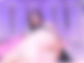 Live cam show with Nahomystar - Striptease on livesuperchat.net