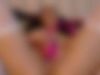 SweetRenata's Live Sex Cam Show