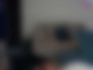 VictoriaHenao's Live Sex Cam Show
