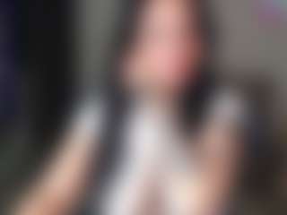 VictoriaHenao's Live Sex Cam Show