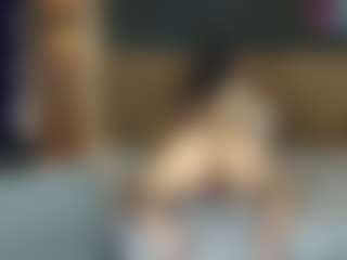 VictoriaHenao's Live Sex Cam Show