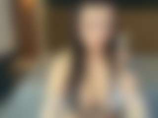VictoriaHenao's Live Sex Cam Show