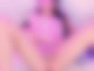 Live cam show with Violetbellarose - Tease on Camsoda