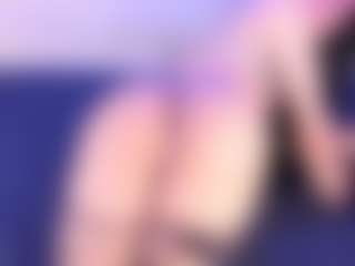 Live cam show with Violetbellarose - Brown Hair on Camsoda