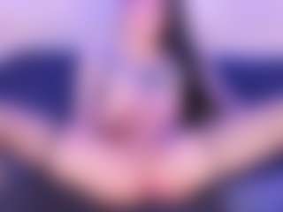 Live cam show with Violetbellarose - Teen (18+) on madthumbs