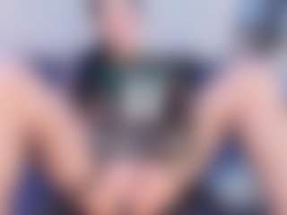 Live cam show with Violetbellarose - Average on nudelive.tv