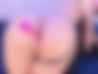 Live cam show with Violetbellarose - Spank on madthumbs