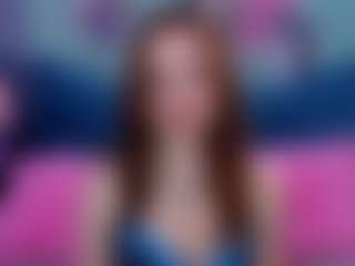 Live cam show with VivienneRoo - Teen (18+) on Camversity