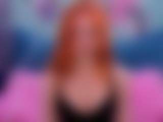 Live cam show with VivienneRoo - Student on Camsoda