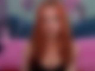 Live cam show with VivienneRoo - Green Eyes on StripNow
