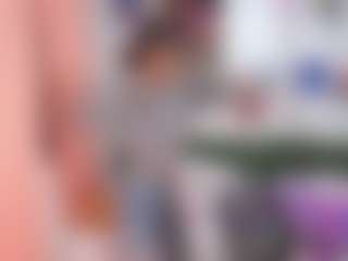 Live cam show with Thianaahorny - Skinny on Hubzter Live
