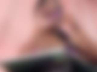 Live cam show with Thianaahorny - Athletic on fuklive.com