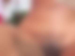Thianaahorny's Live Sex Cam Show