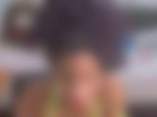 Live cam show with Thianaahorny - Public Ebony on liverealitysex.com