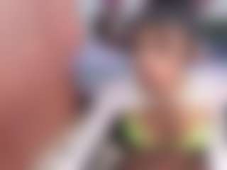 Thianaahorny's Live Sex Cam Show