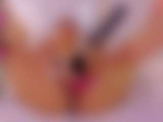 Live cam show with Vanessa - Orgasm on chickslive.net