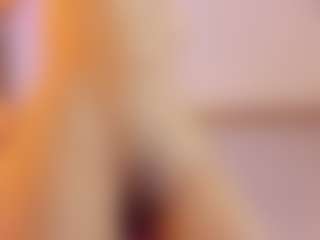 Live cam show with Vanessa - Skinny on Camsoda