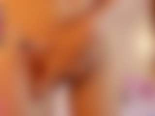 Live cam show with Vanessa - Teen (18+) on live18s.com