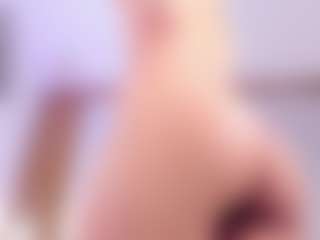 Live cam show with Vanessa - Fingers on Nude Live Now