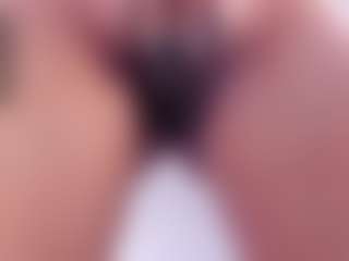 Live cam show with Vanessa - Drinking on Camming Site