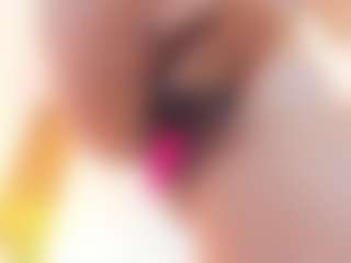 Live cam show with Vanessa - Small Tits on Camsoda
