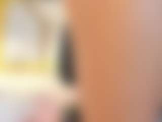 Live cam show with Vanessa - Squirt on Free Soda