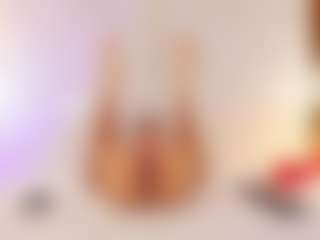 Live cam show with Vanessa - Doggy Style on Milfs Live