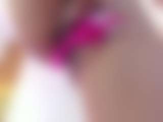 Live cam show with Vanessa - Young Adult on Hubzter Live