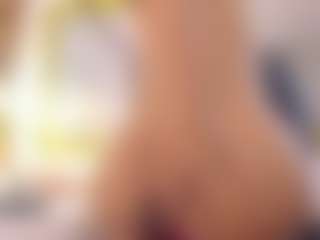 Live cam show with Vanessa - Tattoos on StripNow