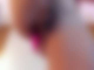 Live cam show with Vanessa - Skinny on Camsoda