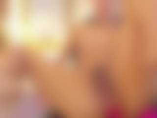 Live cam show with Vanessa - Spank on Dare Cams