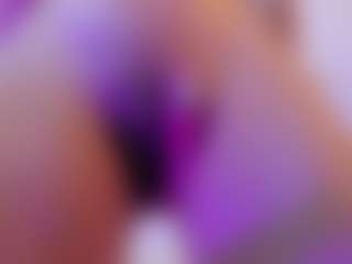 Live cam show with Vanessa - Public on Gym Cam Girls