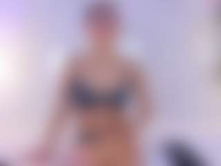 Live cam show with Vanessa - Flexible on SinfulBabes
