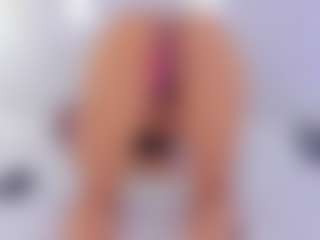 Live cam show with Vanessa - Full Nudity on nudelive.tv
