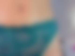 Live cam show with Vanessa - Drinking on Dolls Live