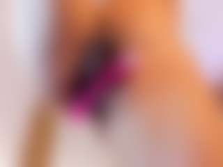Live cam show with Vanessa - Drinking on studioflirtlive.com