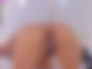 Vanessa's Live Sex Cam Show