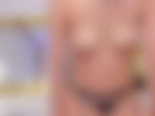 Live cam show with Vanessa - Normal on xxxlivecams.org